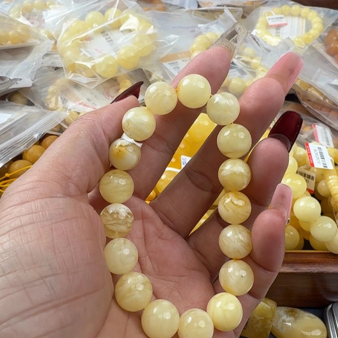 未镶嵌琥珀珠宝奇石