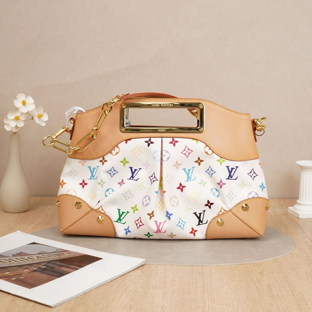 95新 LouisVuitton/路易威登 judy朱迪中白三彩肩带尘袋DS025389