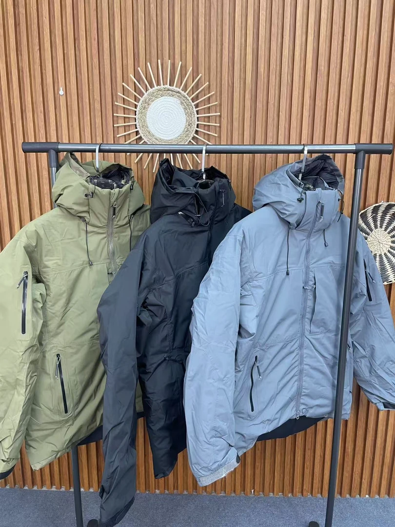 2025冬款休闲连帽羽绒服外套舒适滑雪服户外百搭羽绒服
