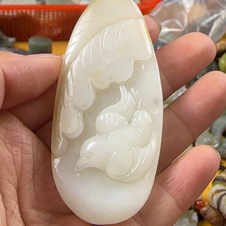 和田玉（糖玉）未镶嵌颈饰