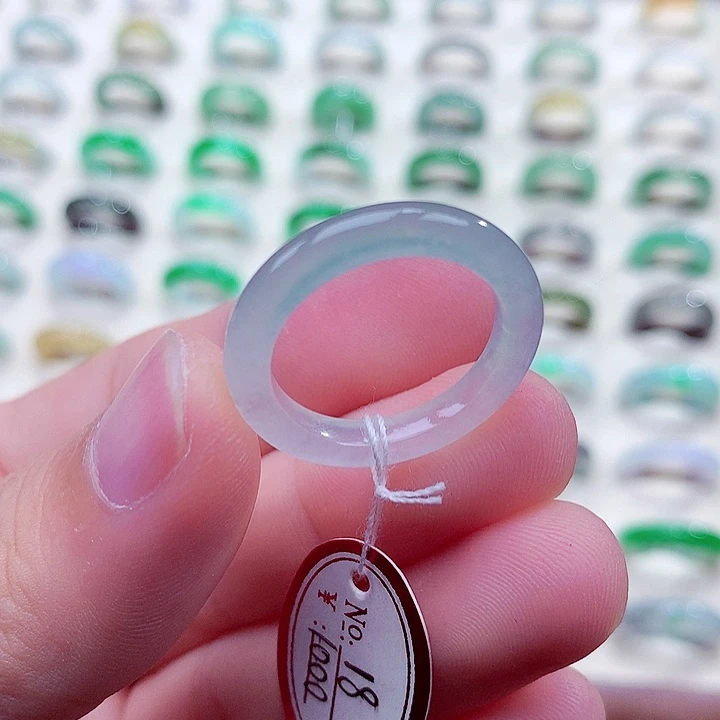 翡翠未镶嵌戒指18号