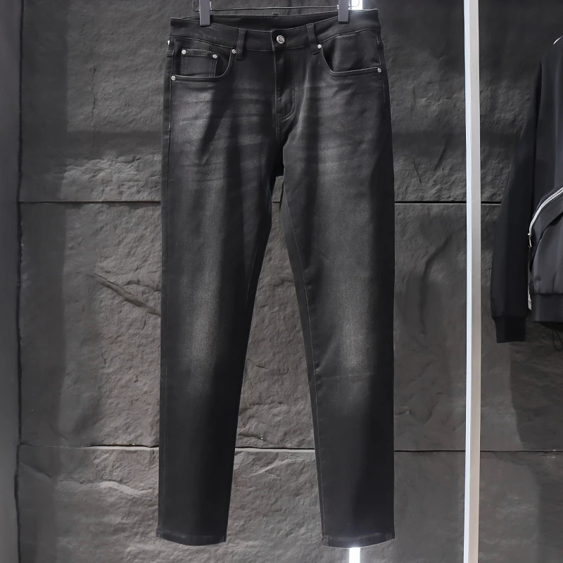 男装  青年秋冬款厚百搭修身中弹牛仔裤3225