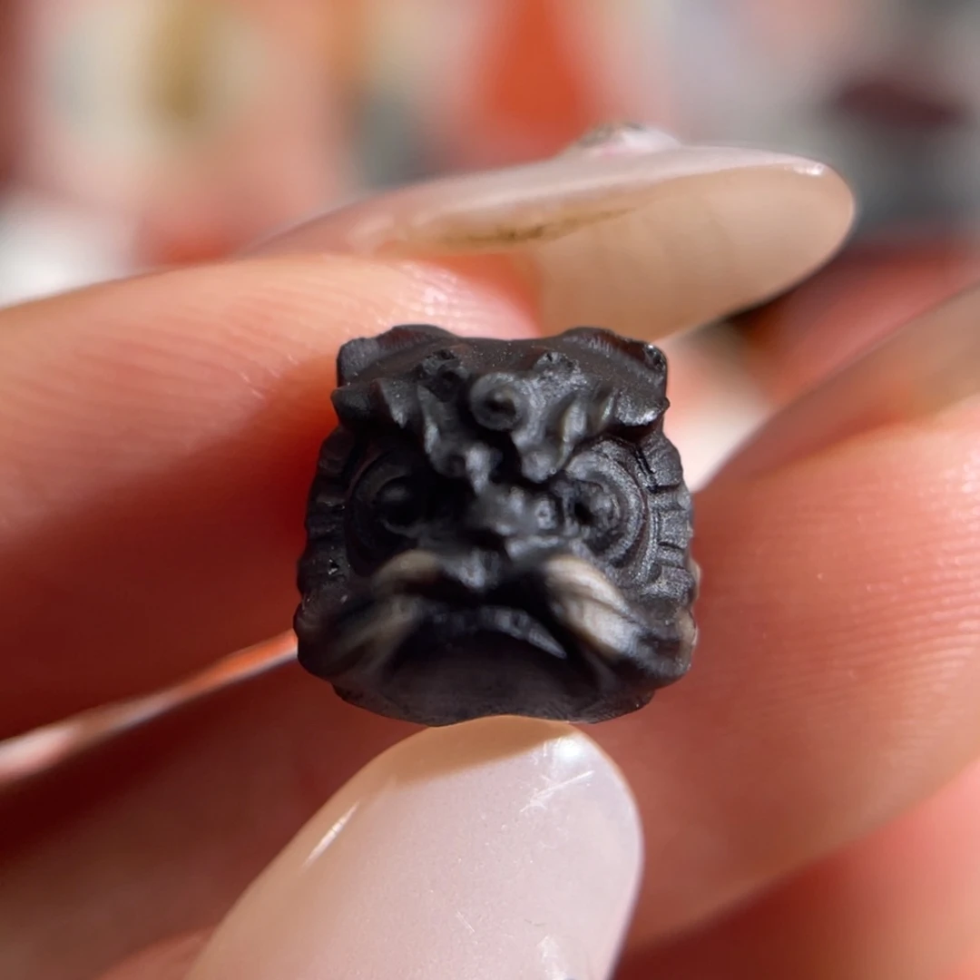 玛瑙/玉髓未镶嵌醒狮 10.3x10mm
