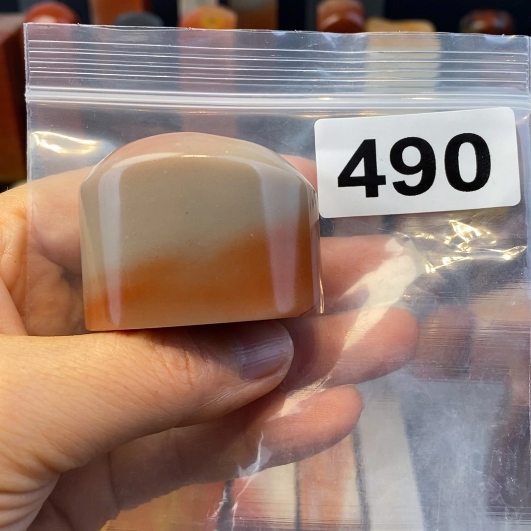 老挝石4.4.2.8.3.4。