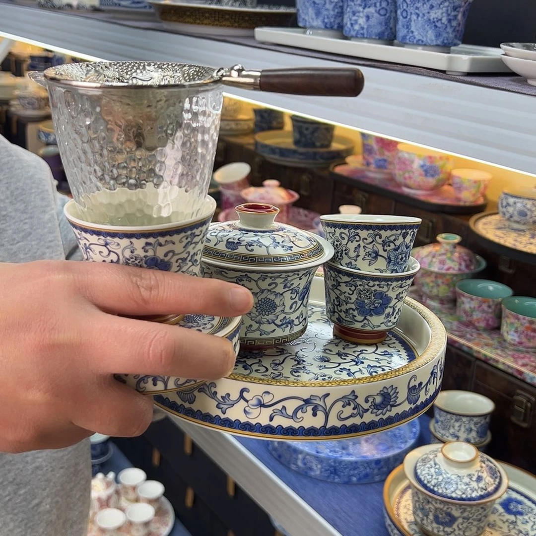 我们的目标是成为一个优秀的人