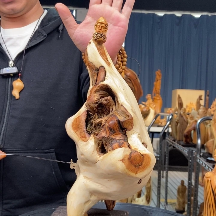 柏木（崖柏）随型摆件