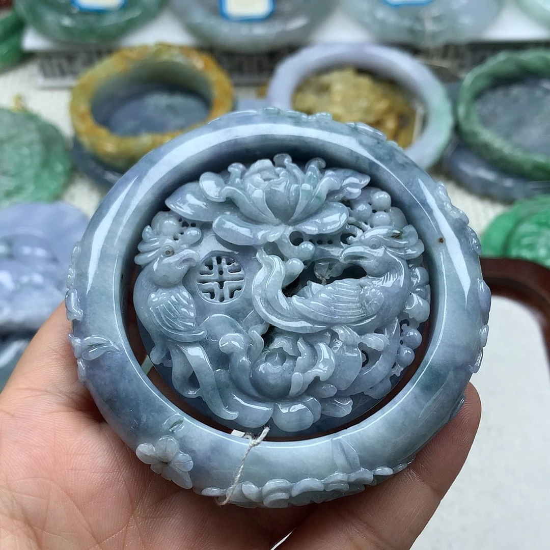 梦***结翡翠未镶嵌手镯复古风格