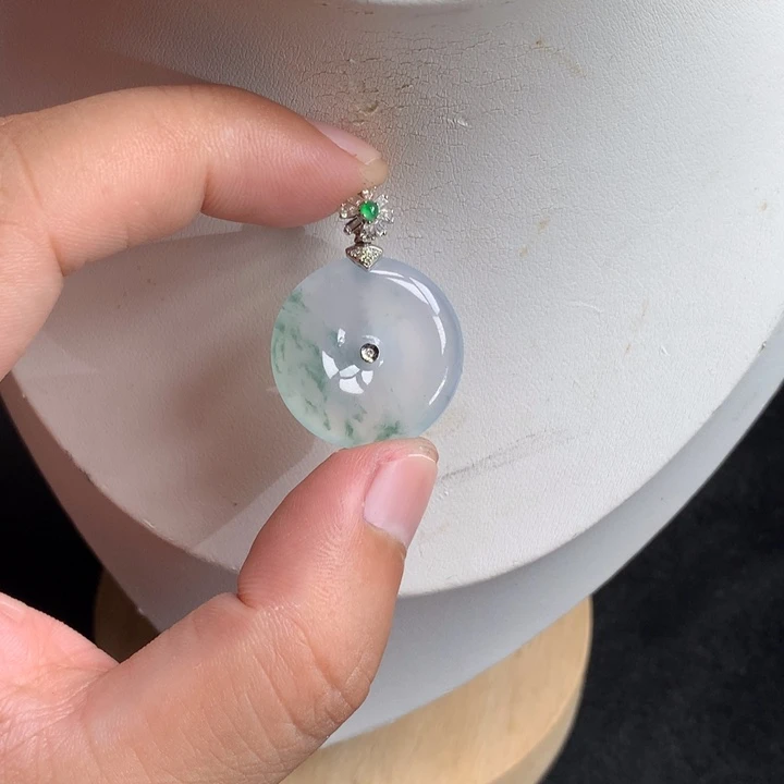 翡翠18K金镶嵌吊坠(不含链)