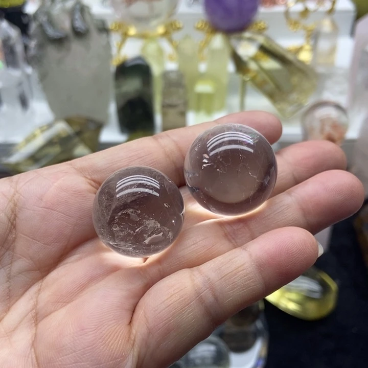 未镶嵌摆件水晶白水晶球一对