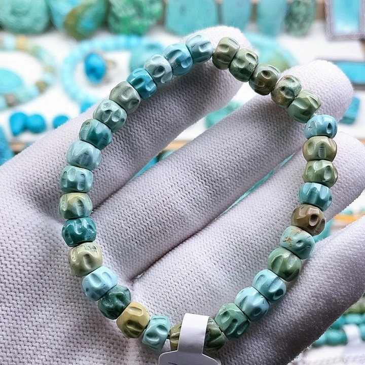 绿松石配饰未镶嵌