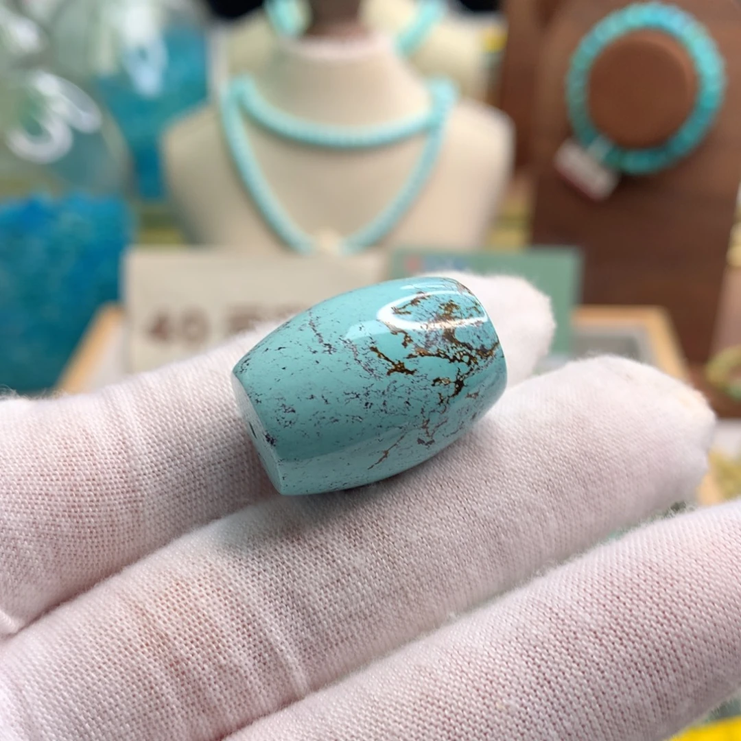 绿松石未镶嵌饰品