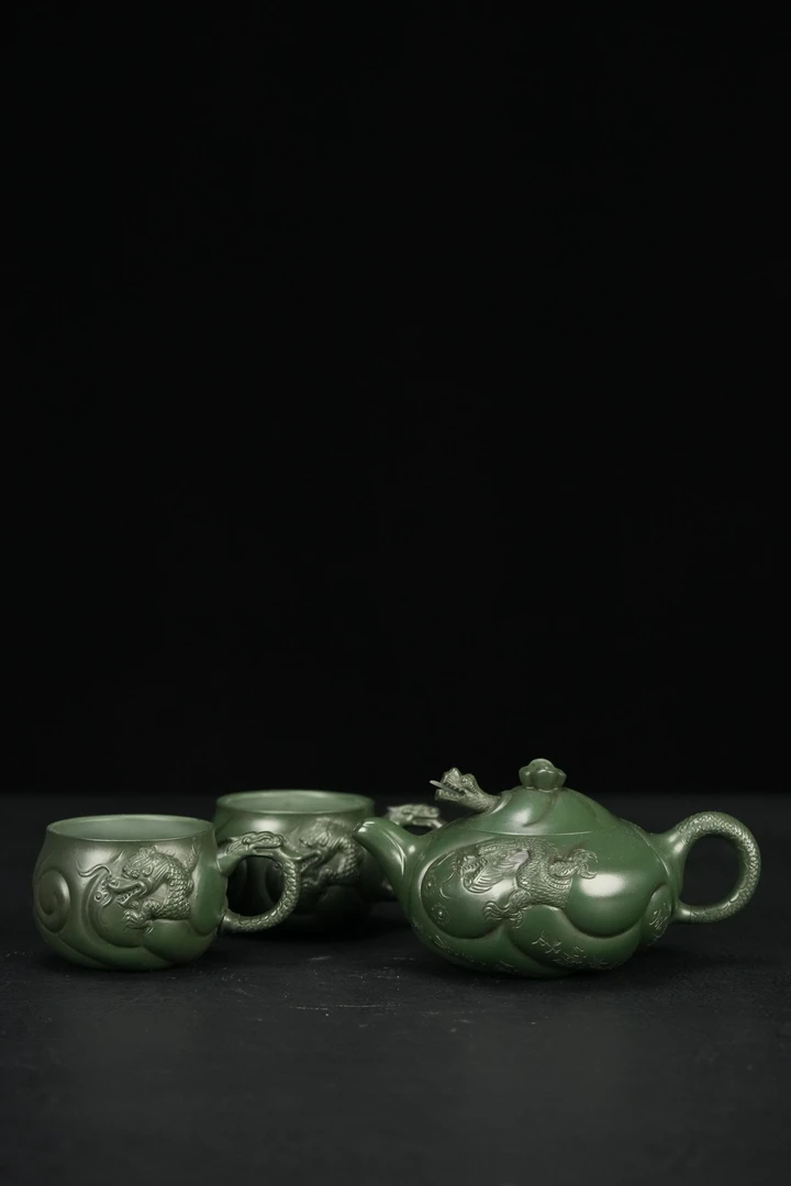 凡凡会客厅ZYC97朱持平 鱼化龙套组 可心绿泥 240cc紫砂壶