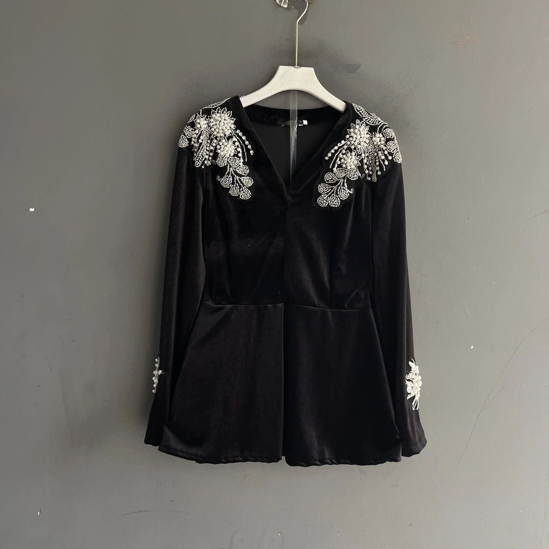 重工钉珠V领短袖T恤收腰显瘦遮肉气质名媛时尚上衣女装