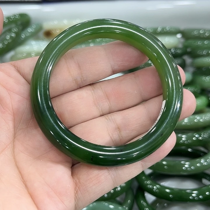 和田玉未镶嵌手镯56.8～1