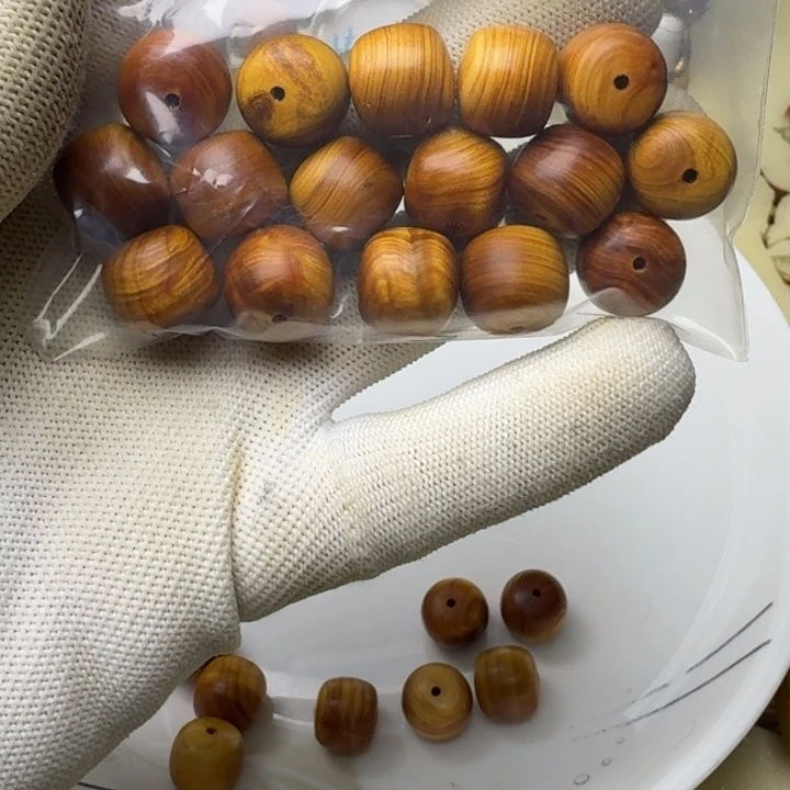 柏木（崖柏）G****k太行崖柏红油1314