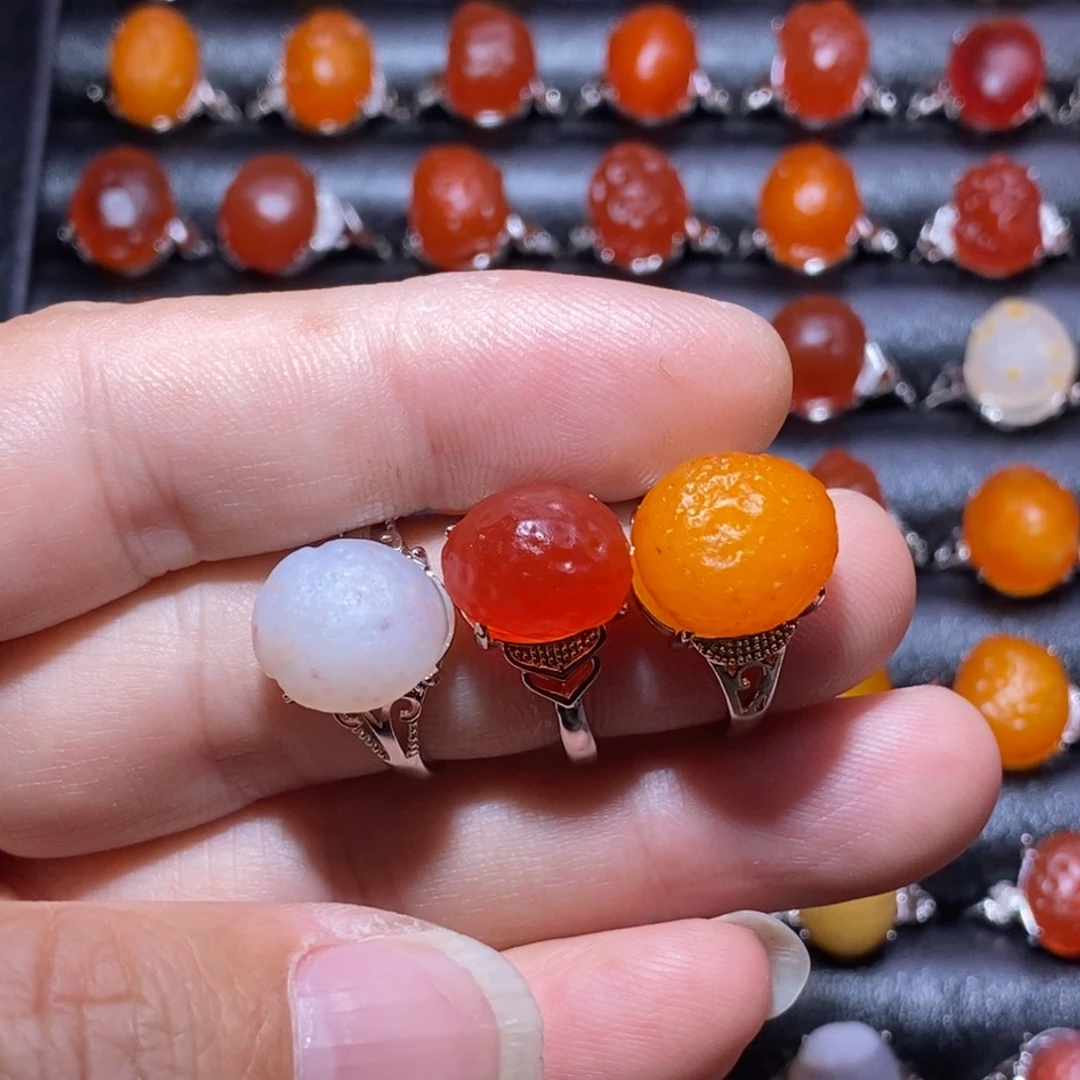 阳***人玛瑙/玉髓合金戒指