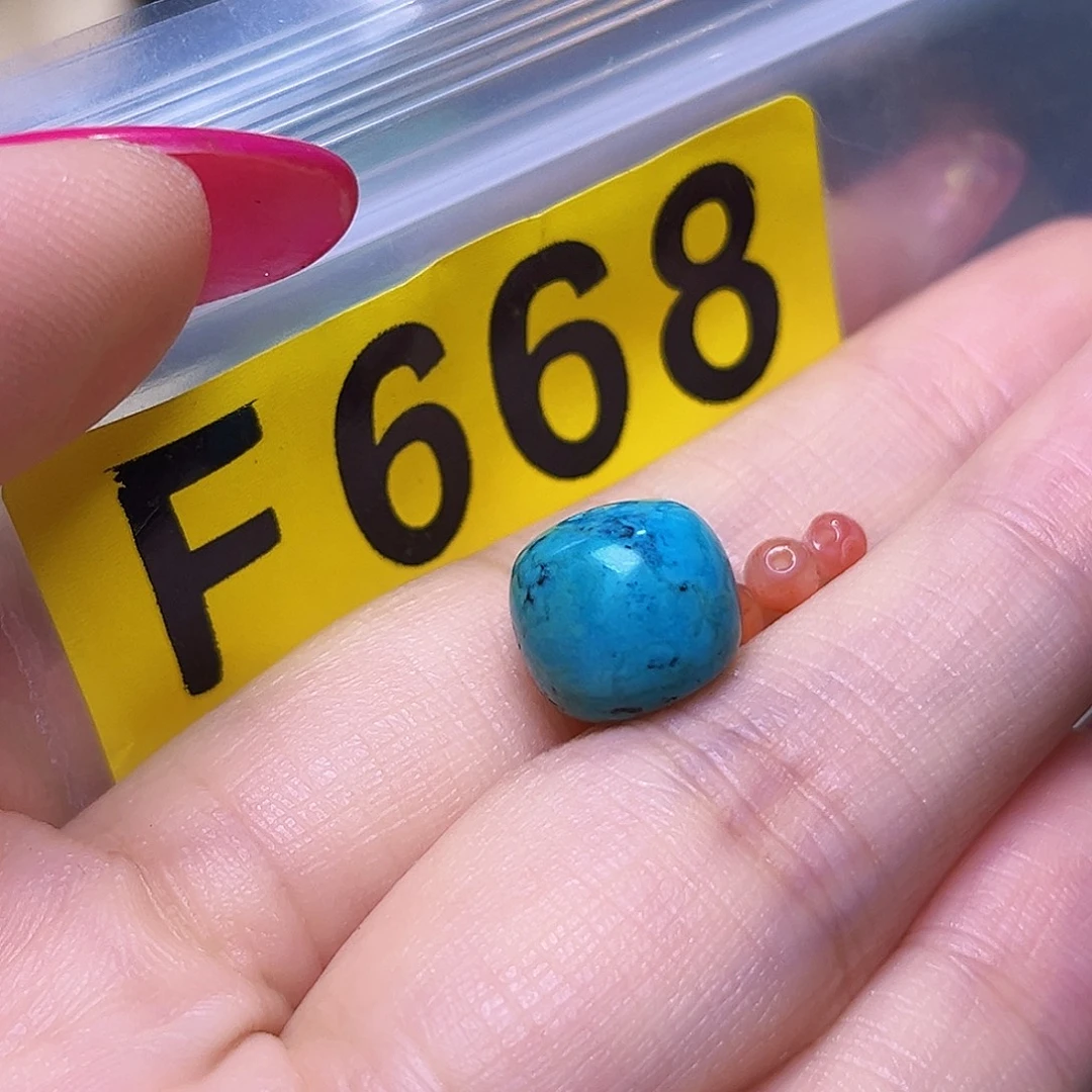 南红玛瑙未镶嵌珠宝半成品