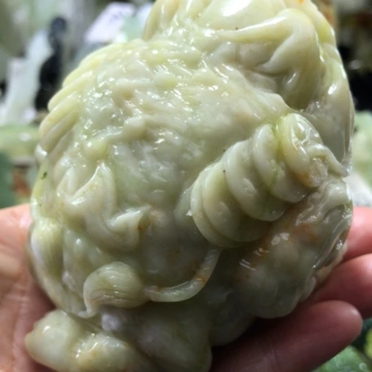 未镶嵌岫玉摆件金蟾