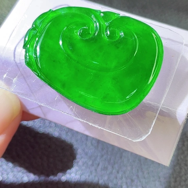 未镶嵌定制翡翠翡翠