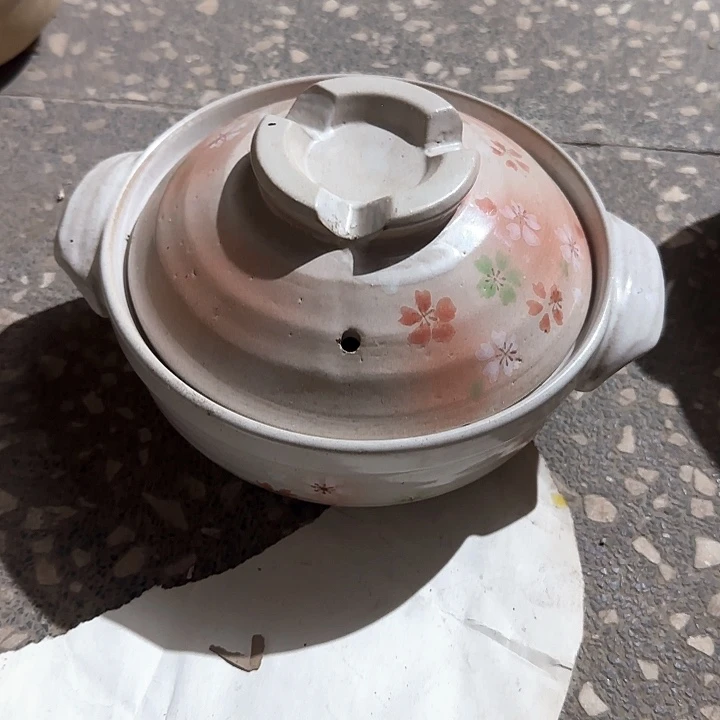 瓷片陶瓷盘子碗啥都有