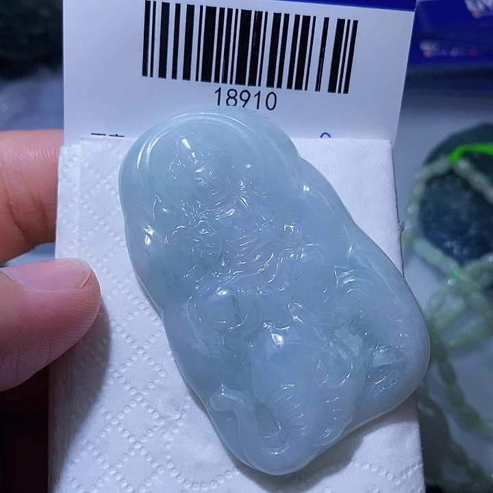 颈饰未镶嵌翡翠天光墟翡翠市场现金代购