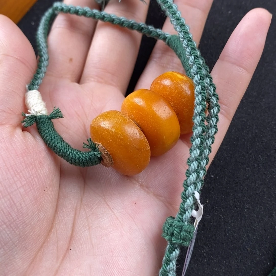 未镶嵌蜜蜡珠宝奇石