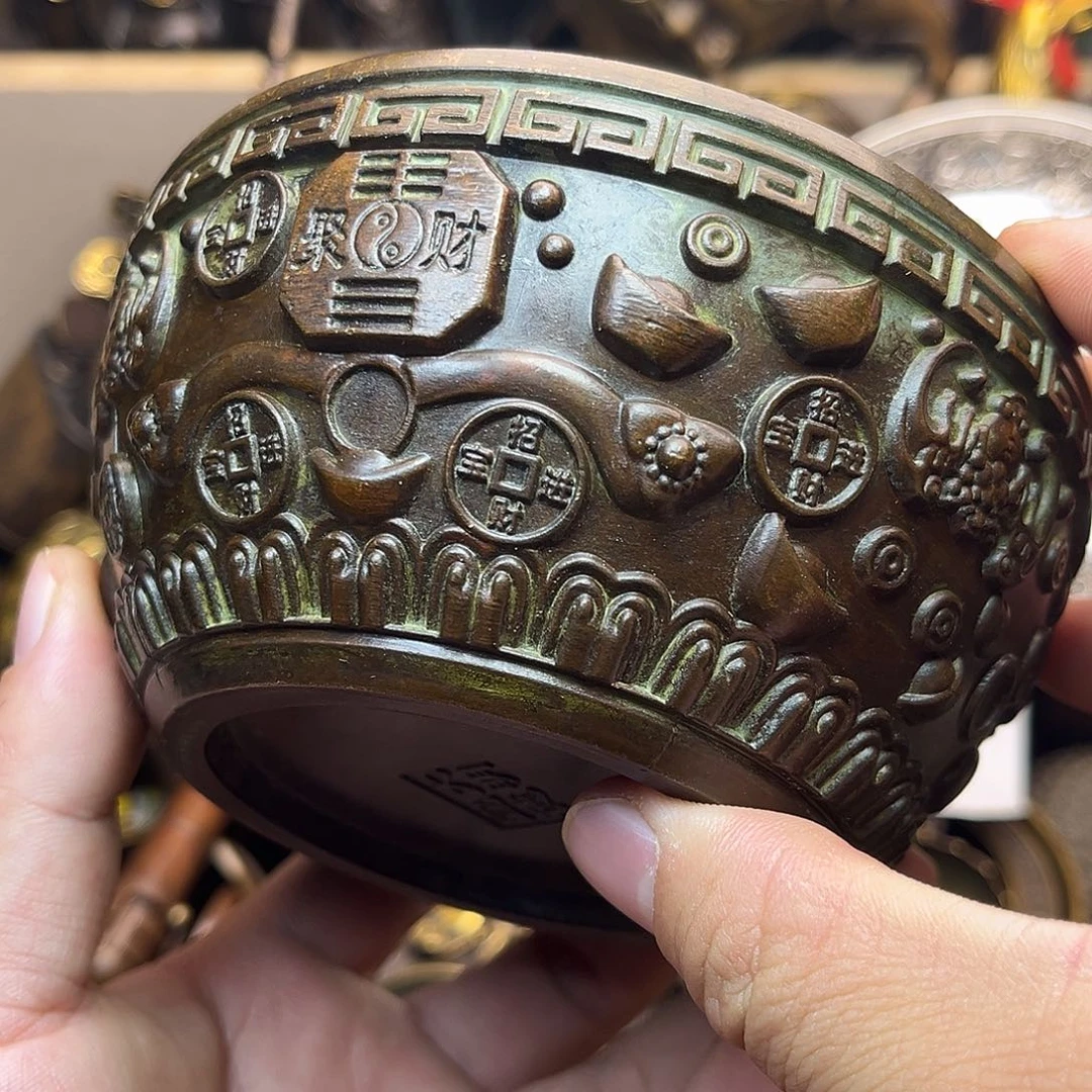 精美铜器工艺品等