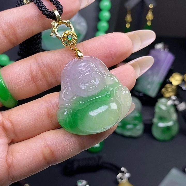 翡翠未镶嵌吊坠(赠链)