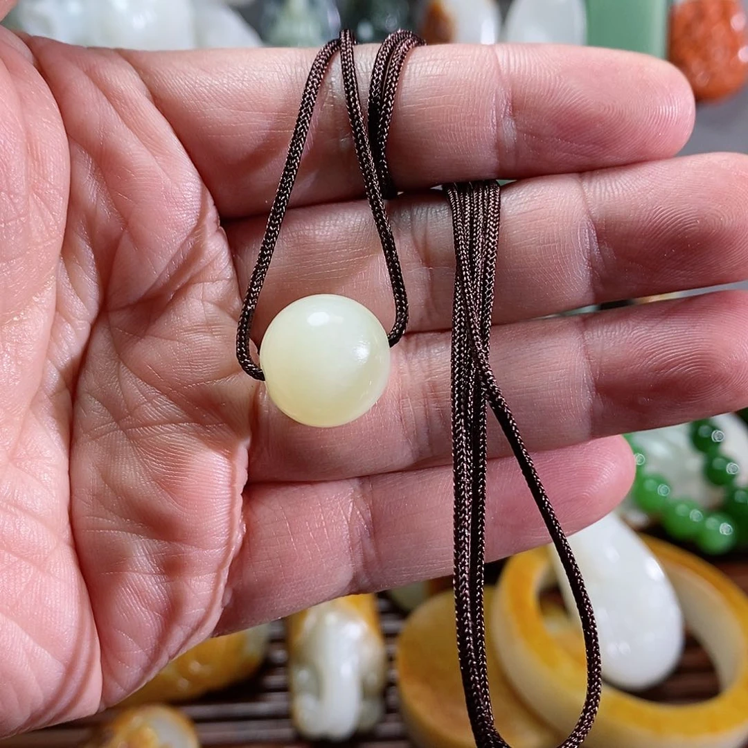 和田玉颈饰未镶嵌?****?