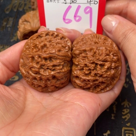 吊坠文玩核桃文玩的好