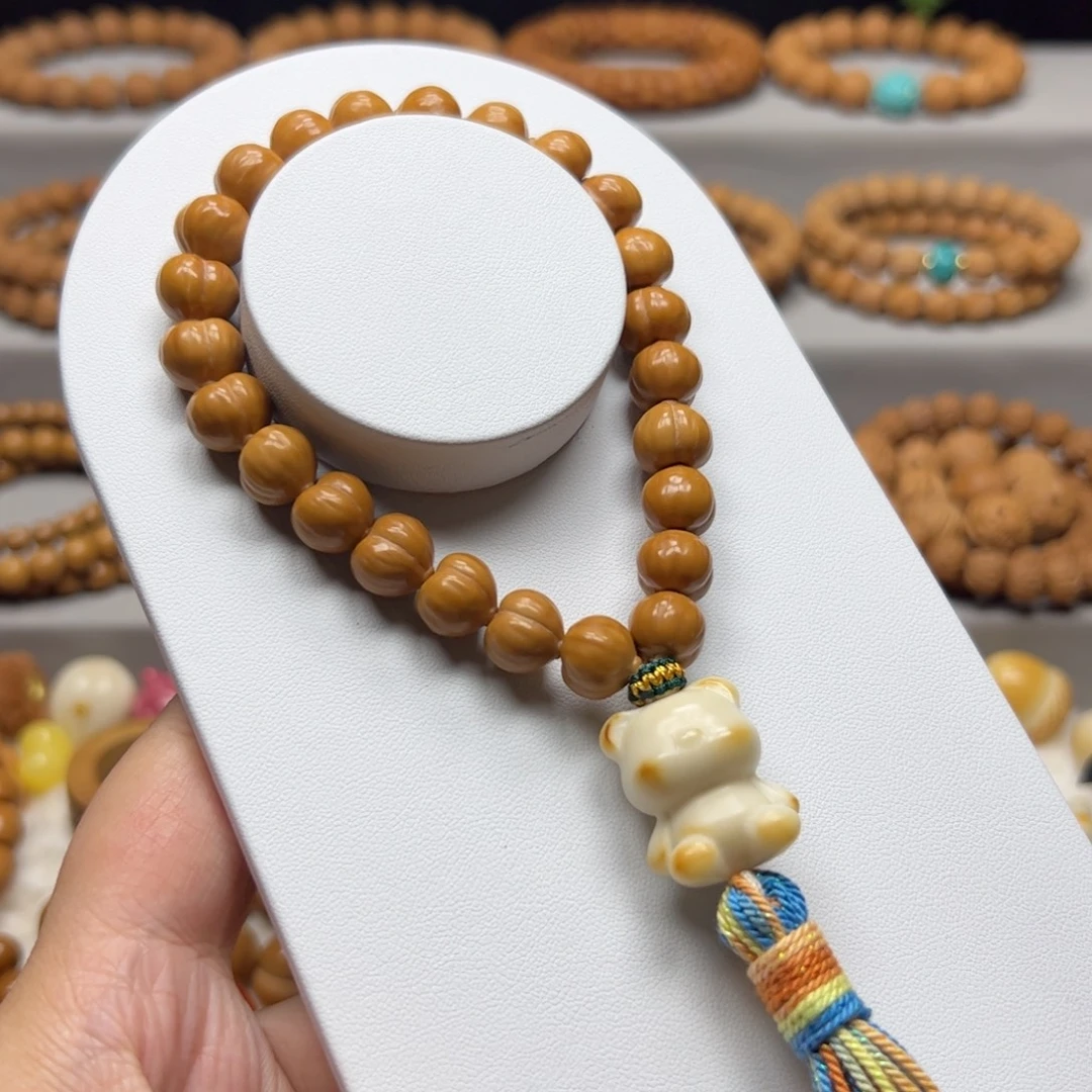 猴头核桃手串10.8泡芙屁桃