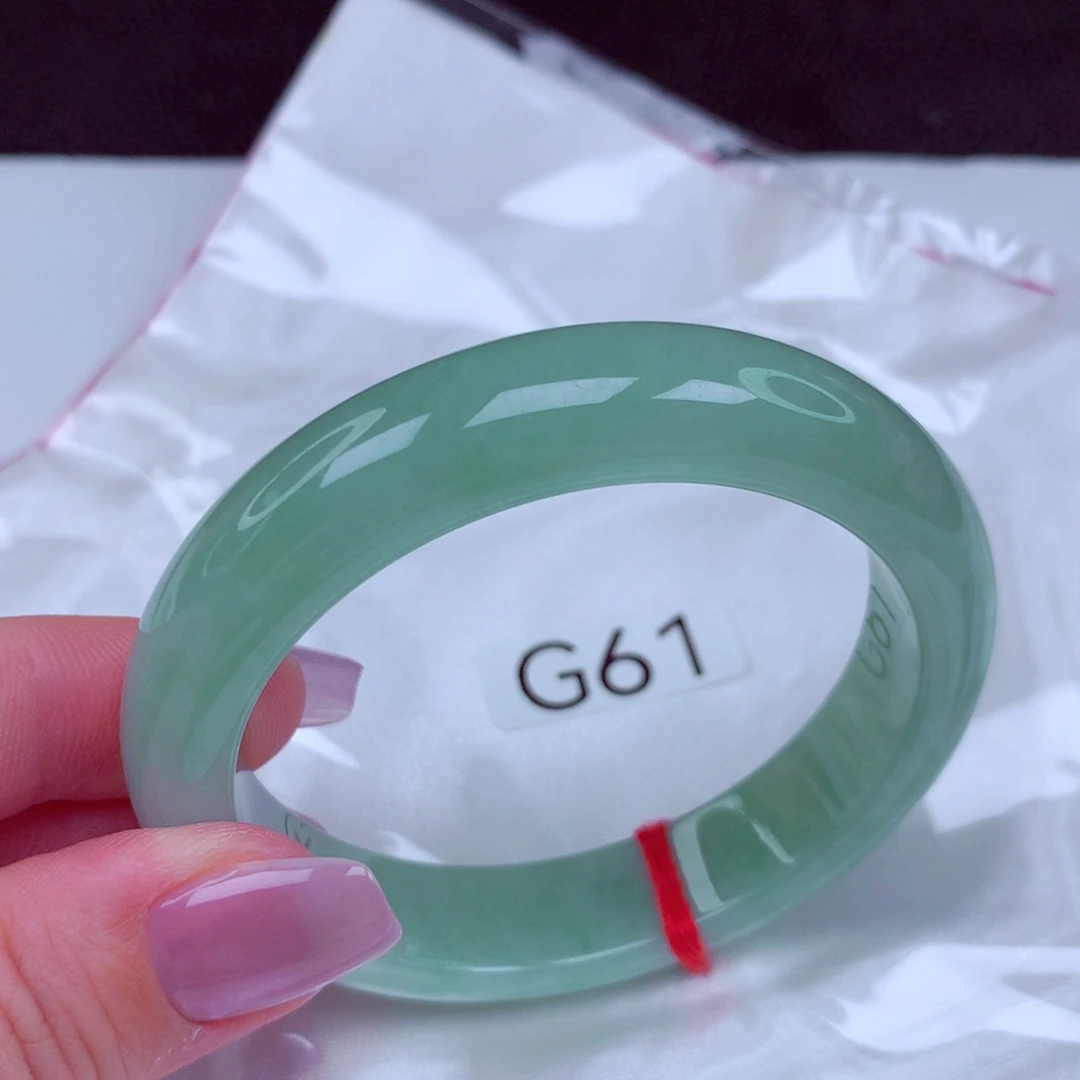 翡翠未镶嵌手镯手镯