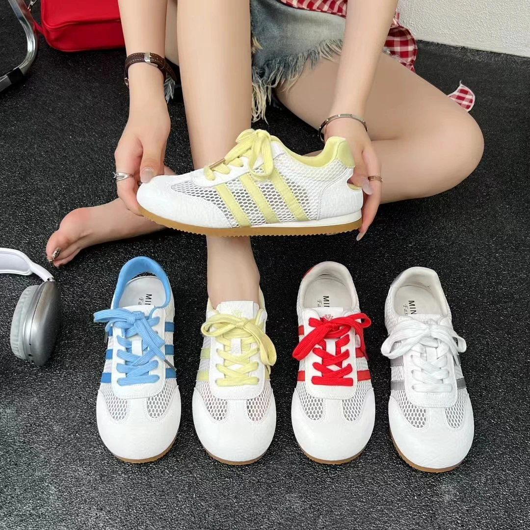2025新款今年流行爆款阿甘鞋女透气网面德训鞋平底休闲运动鞋D-32