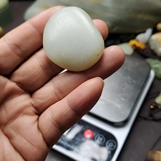 和田玉（糖玉）未镶嵌挂件