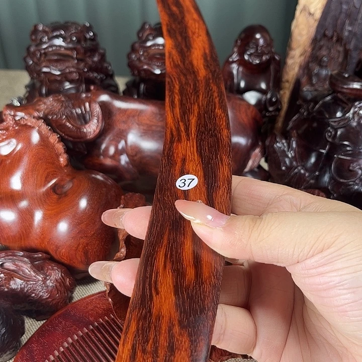 神***1檀香紫檀（小叶紫檀）