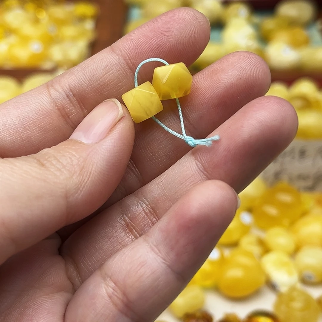 蜜蜡未镶嵌裸石天然