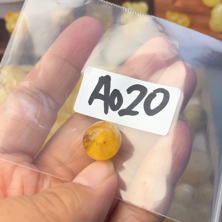 未镶嵌琥珀裸石蜜蜡13.5微瑕老型