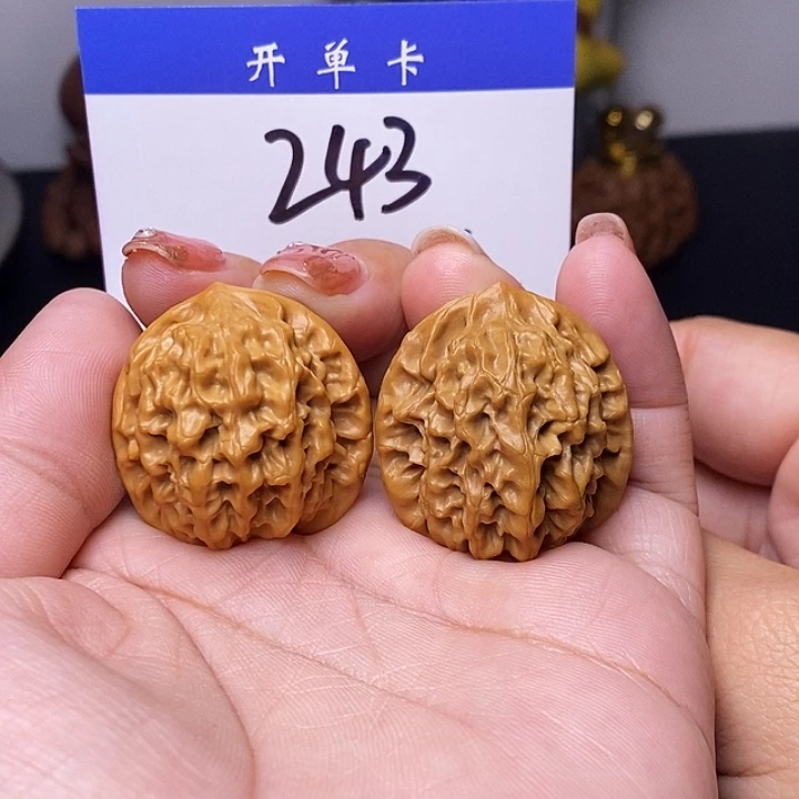 桃核吊坠秦闷31有修s