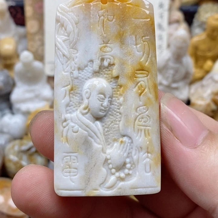 颈饰未镶嵌硅化珊瑚（珊瑚玉）