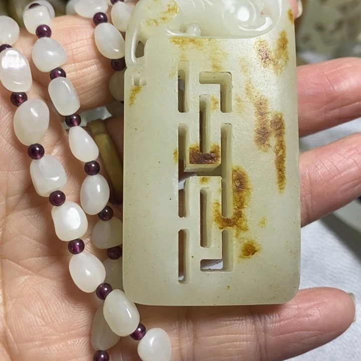 和田玉（糖玉）颈饰未镶嵌用****6