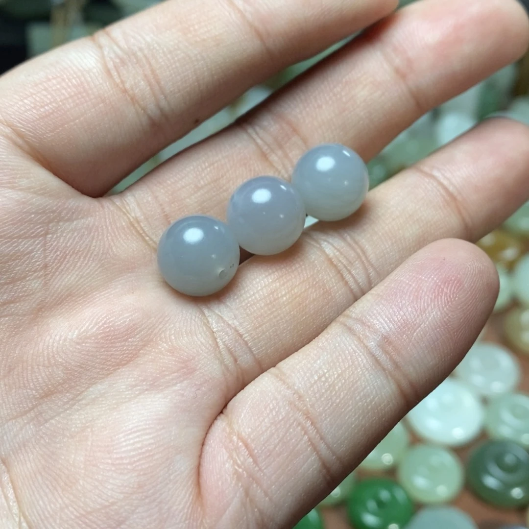 和田玉吊坠(不含链)未镶嵌浮*