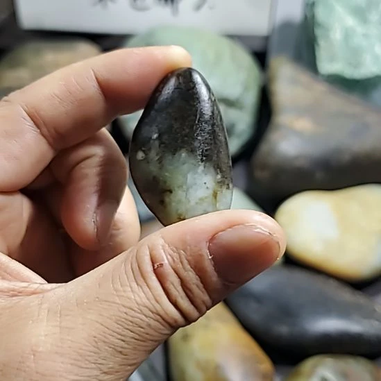 未镶嵌和田玉（糖玉）挂件