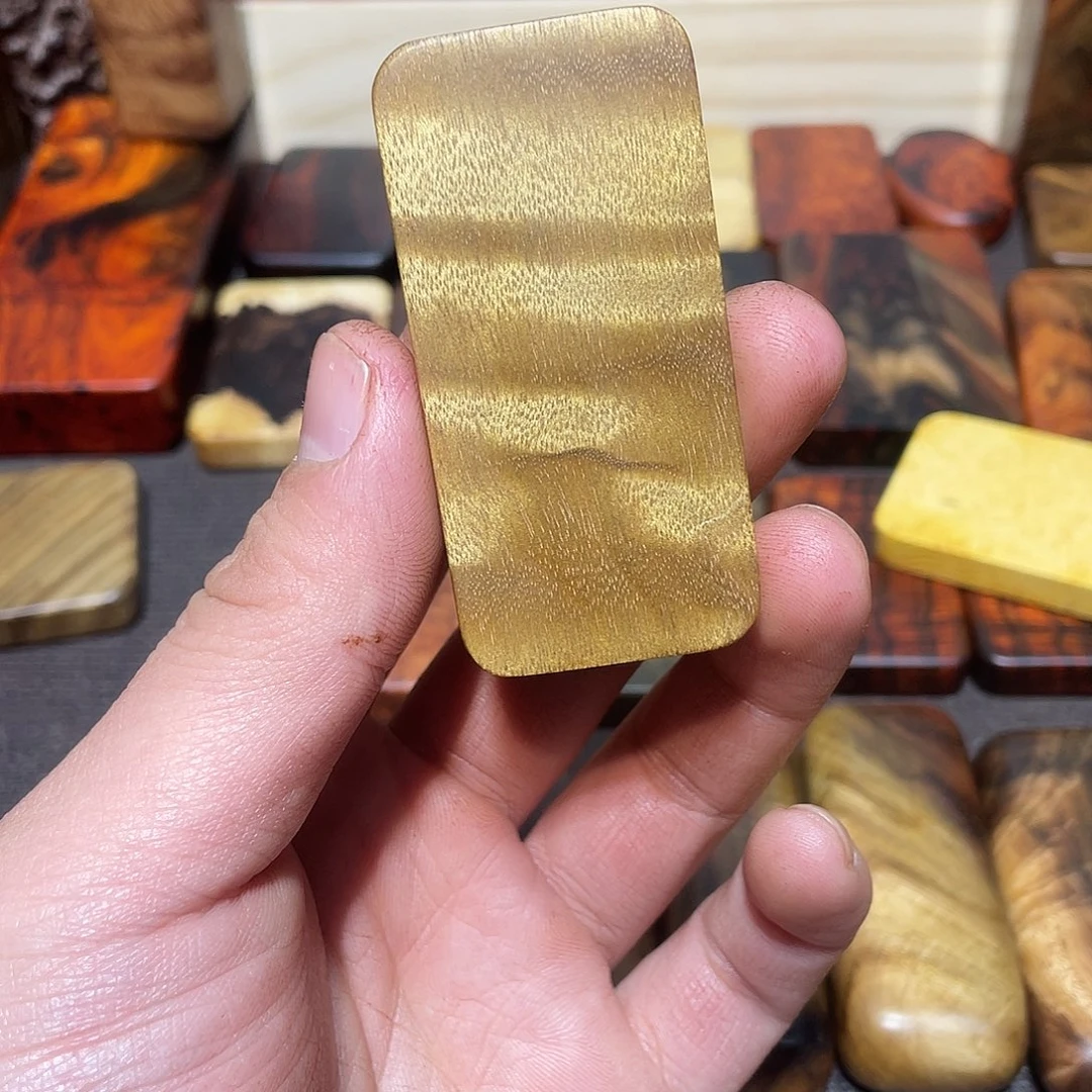 檀香紫檀（小叶紫檀）?