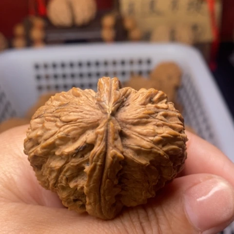 晚***枫把件文玩核桃核桃