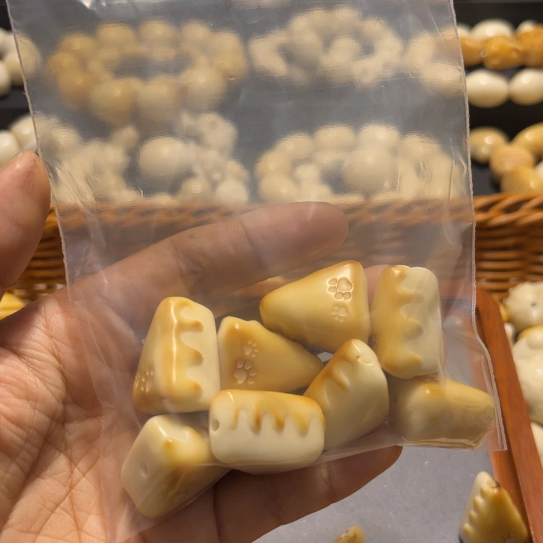 怂***牙菩提根/象牙果吊坠微瑕