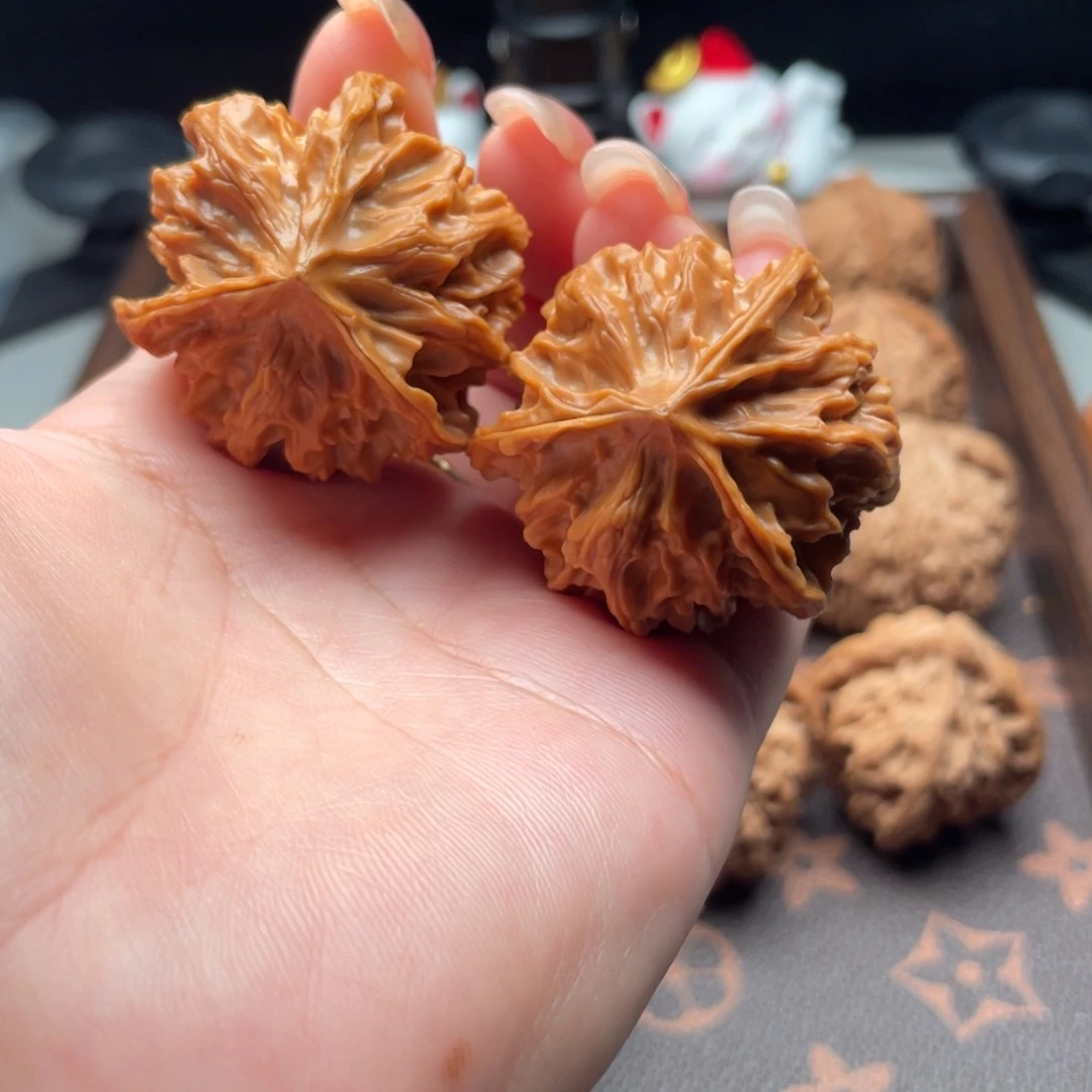 文玩核桃七山三棱38