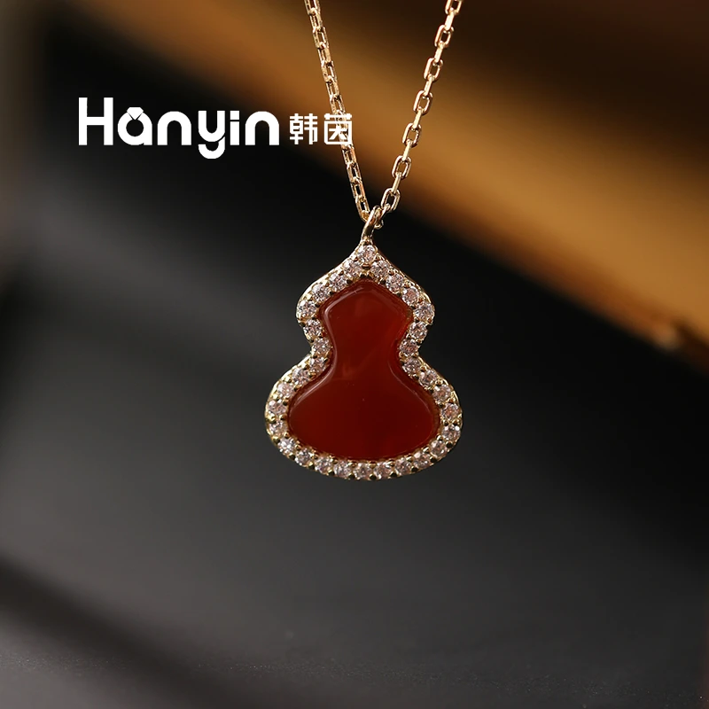 玛瑙时尚轻奢小众满微镶红玛瑙葫芦925银项链AAA