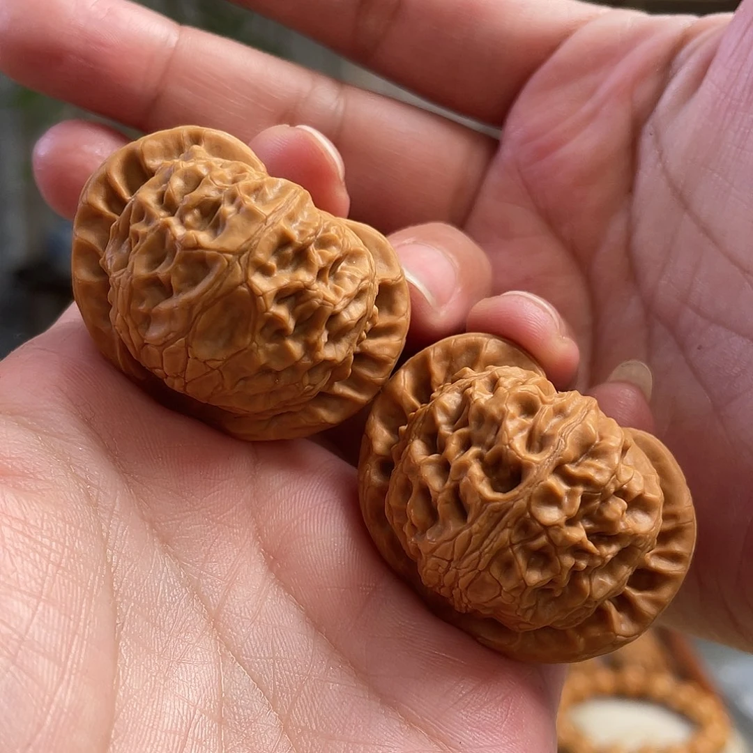 桃核把件42×38尺精修打底宫灯狮子头CN01346