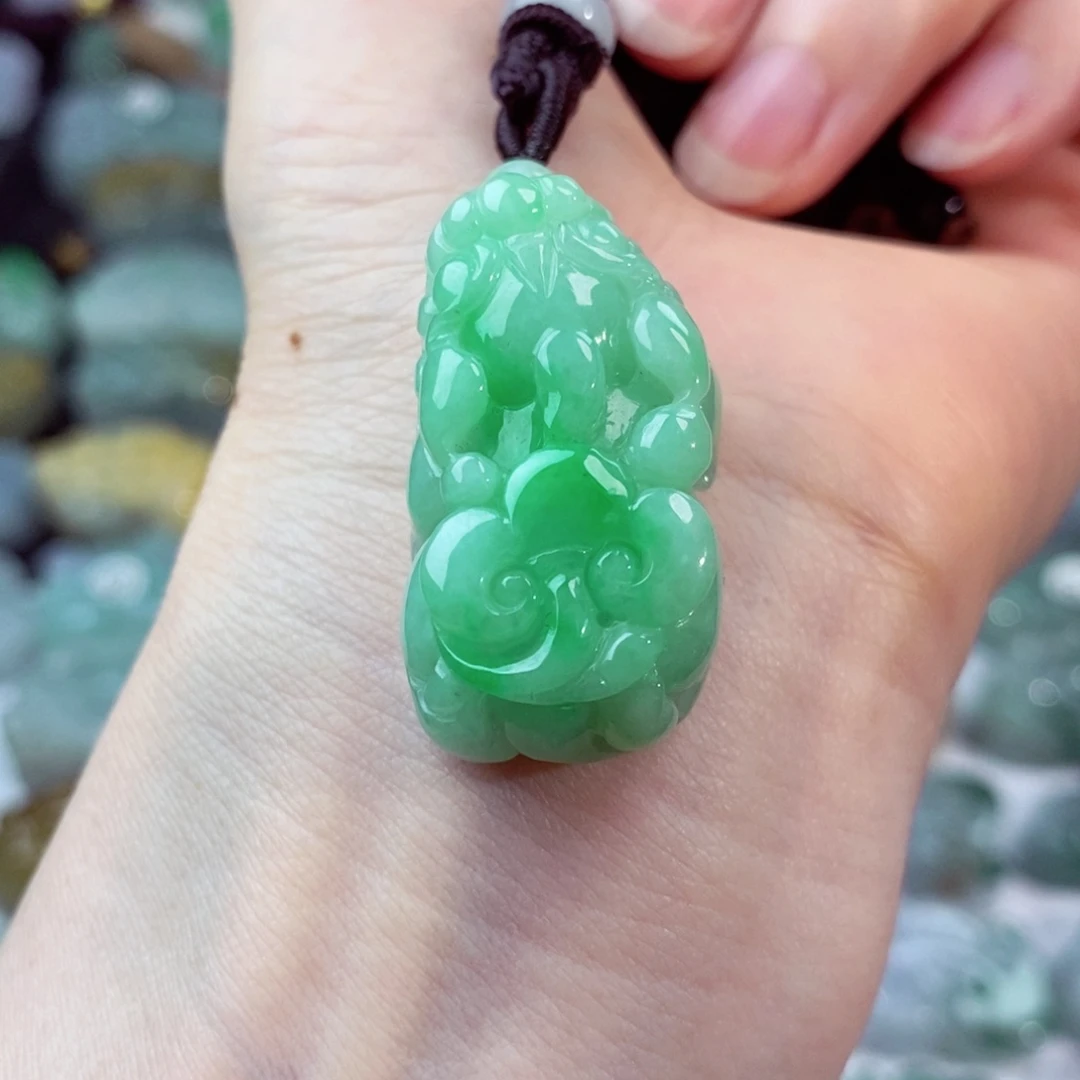 翡翠未镶嵌颈饰天然