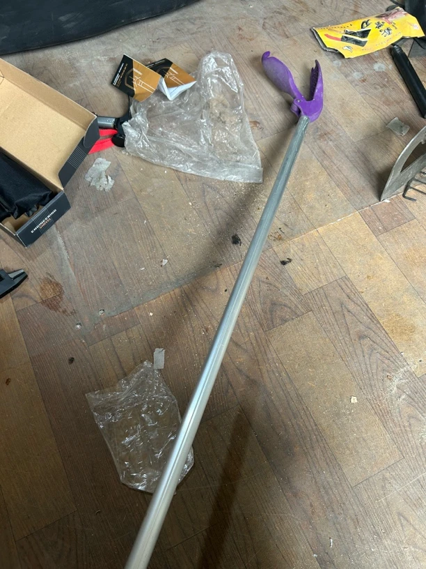 直播间紫色头夹子有瑕疵不影响使用